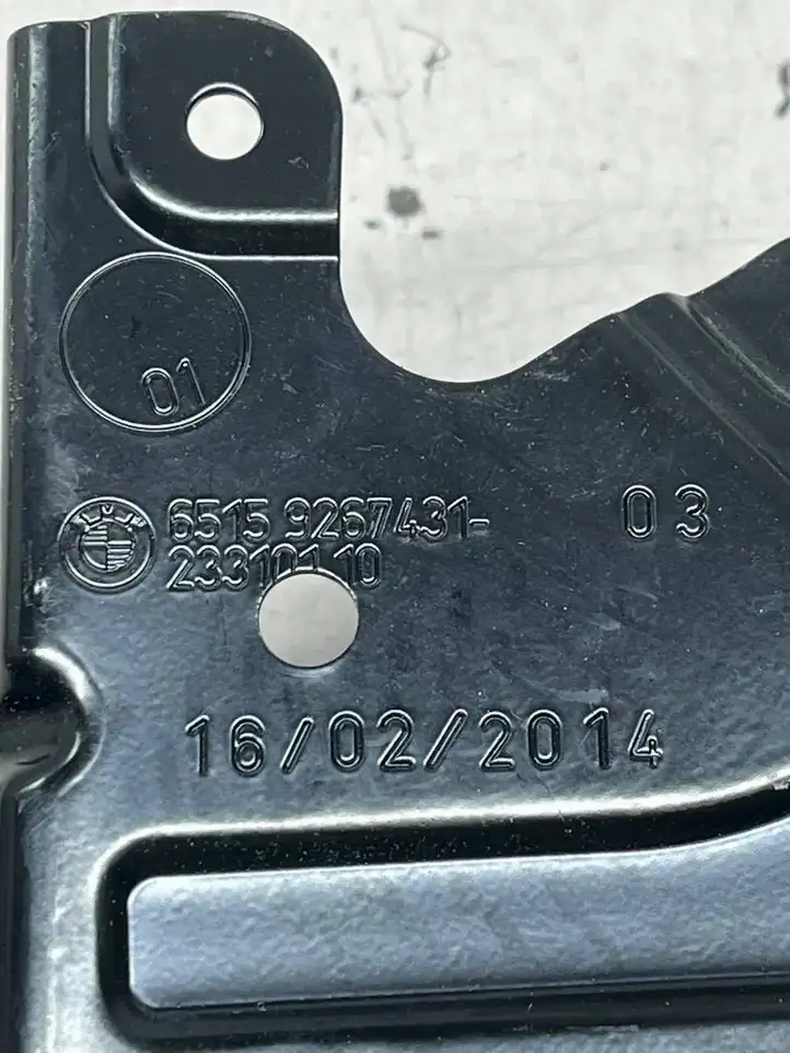 BMW 5 F10 F11 (2009 - 2016) 65159267431 Кронштейн GPS-навигатора — фото 3