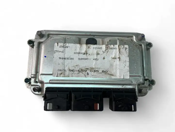 Peugeot 308 (2007 - 2013) 9665903580 Блок управления двигателем (ECU) — фото 1
