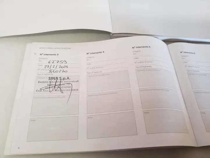 Volvo XC40 (2017 - ) Сервисная книжка — фото 3