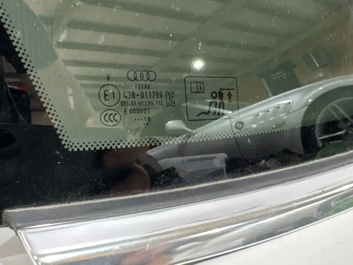 Audi A7 S7 4K8 (2018 - ) 4K8846297A Заднее боковое стекло — фото 3