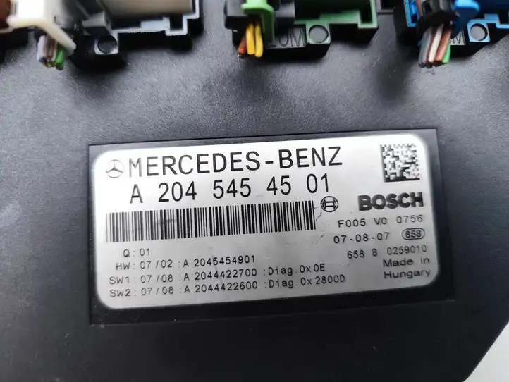 Mercedes-Benz C W204 (2007 - 2014) A2045454501 Блок предохранителей — фото 6