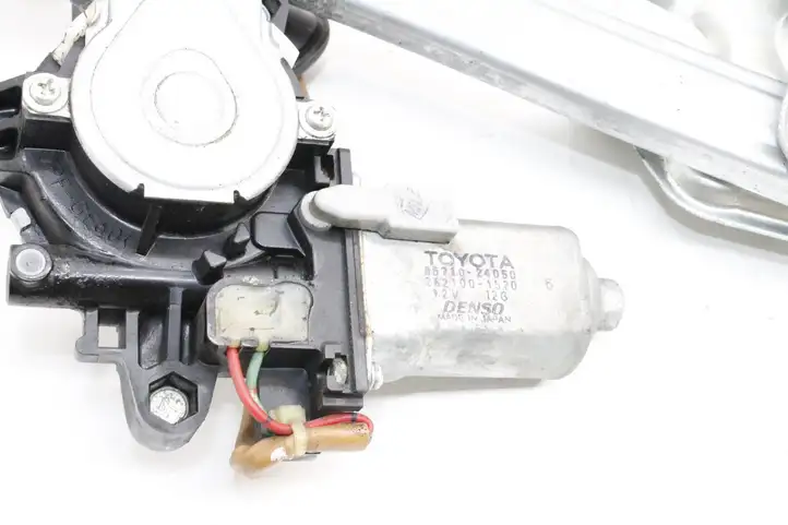 Lexus SC 300 - 400 (2001 - 2010) 8571024050 Стекло задней двери — фото 6