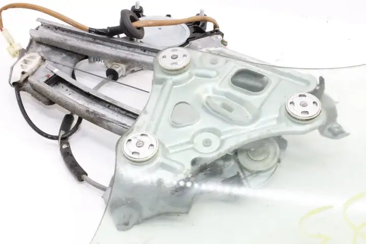 Lexus SC 300 - 400 (2001 - 2010) 8571024050 Стекло задней двери — фото 12