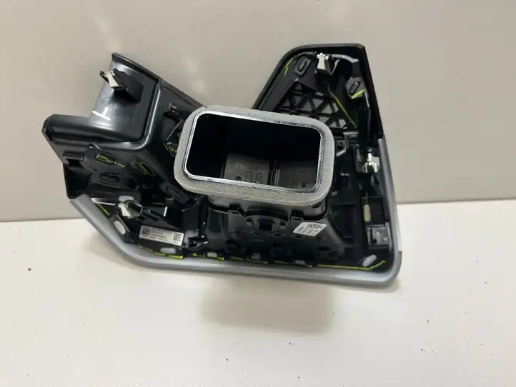 BMW X6 G06 (2019 - ) 5A01333 Воздушная решетка панели — фото 13