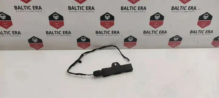 BMW 3 F30 F35 F31 (2012 - 2018) 9220831 Антенна бесключевого доступа — фото 1