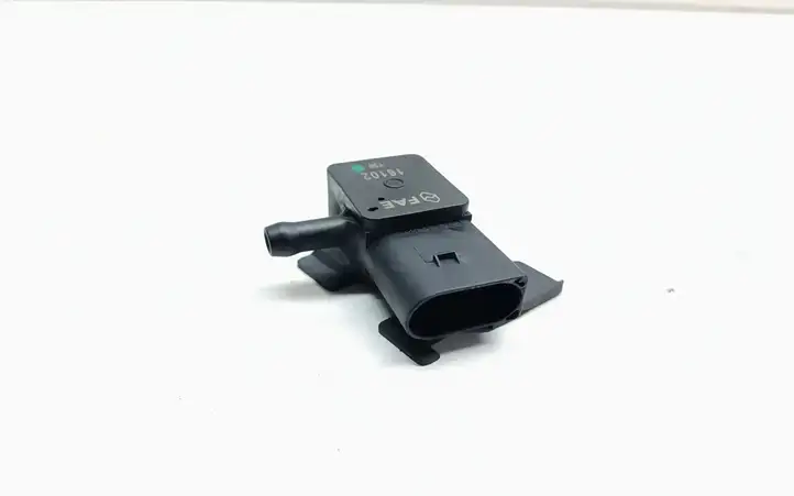 BMW 3 E92 E93 (2005 - 2014) Датчик давления выхлопных газов — фото 3