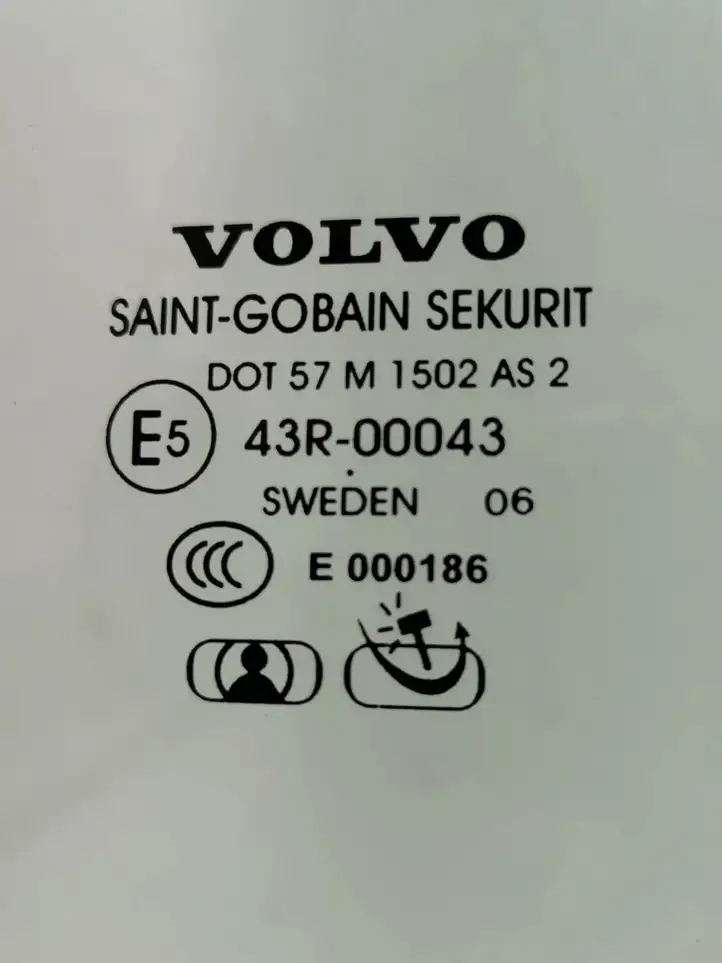 Volvo S60 (2004 - 2010) E543R00043 Стекло задней двери — фото 3