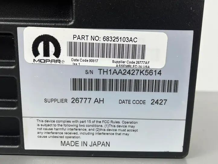 Jeep Grand Cherokee (2010 - 2021) 68325103AC Усилитель звука — фото 3