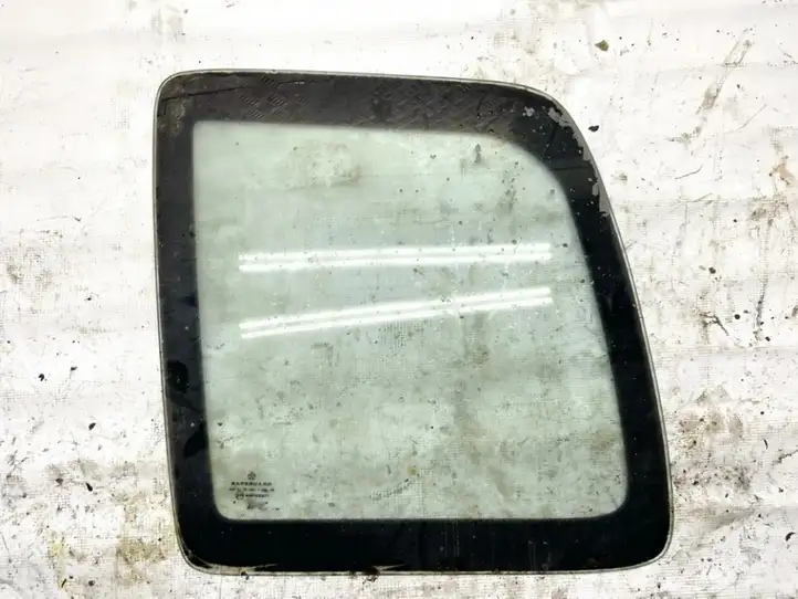 Jeep Liberty (2000 - 2007) 43R000271 Заднее боковое стекло — фото 1
