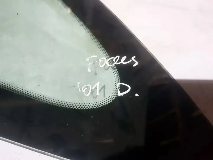 Ford Focus (1998 - 2004) Заднее боковое стекло — фото 3