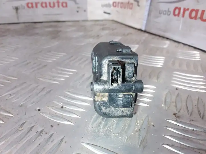 Opel Astra G (1998 - 2004) 13120789 Замок крышки топливного бака — фото 4
