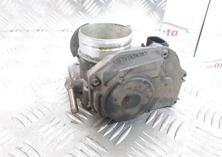 Volkswagen Bora (1998 - 2005) 06A133064H Дроссельная заслонка — фото 11