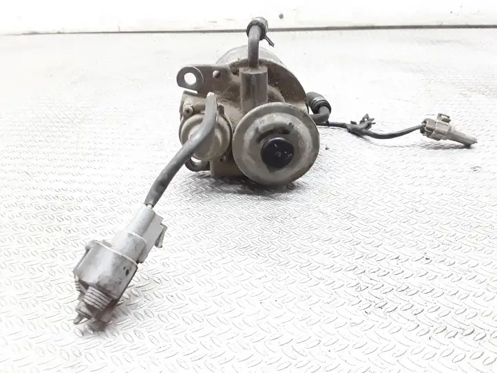 Toyota Avensis T250 (2006 - 2009) 1457434438 Механический топливный насос — фото 2