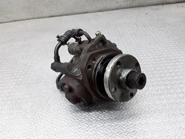 Nissan Almera N16 (2000 - 2010) 2940000121 Топливный насос — фото 1