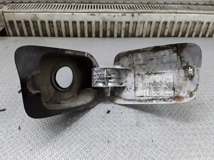 Audi A8 S8 D2 4D (1999 - 2002) 4E0010331 Крышка топливного бака — фото 3