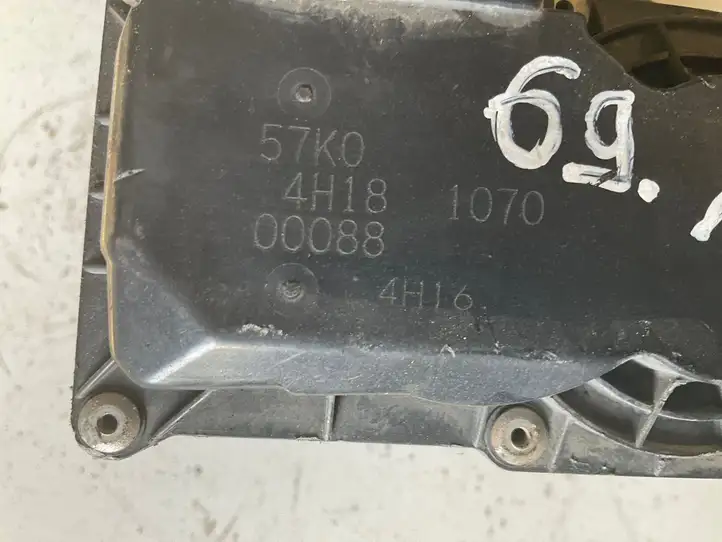 Suzuki Swift (2004 - 2010) 57K04H18 Дроссельная заслонка — фото 3