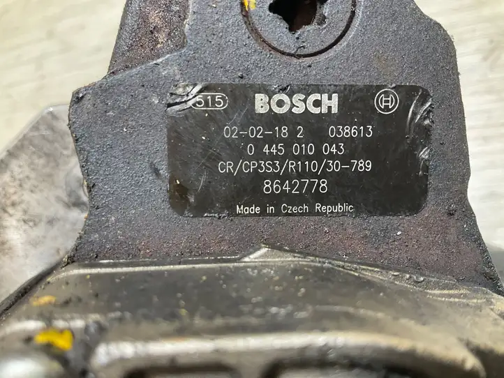 Volvo S60 (2000 - 2004) 0445010043 Топливный насос — фото 3