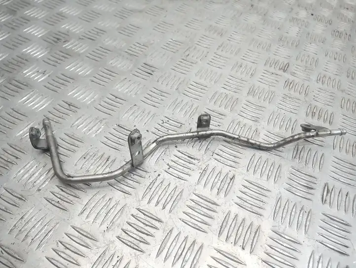 Subaru Forester SH (2008 - 2013) Трубка топливной системы — фото 2