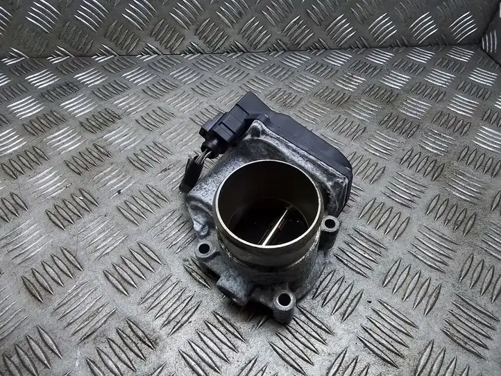 Audi A4 S4 B7 8E 8H (2004 - 2009) 06F133062G Дроссельная заслонка — фото 3