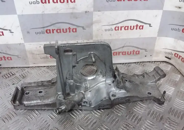 Subaru Legacy (2003 - 2009) 081612 Кронштейн топливного насоса — фото 2