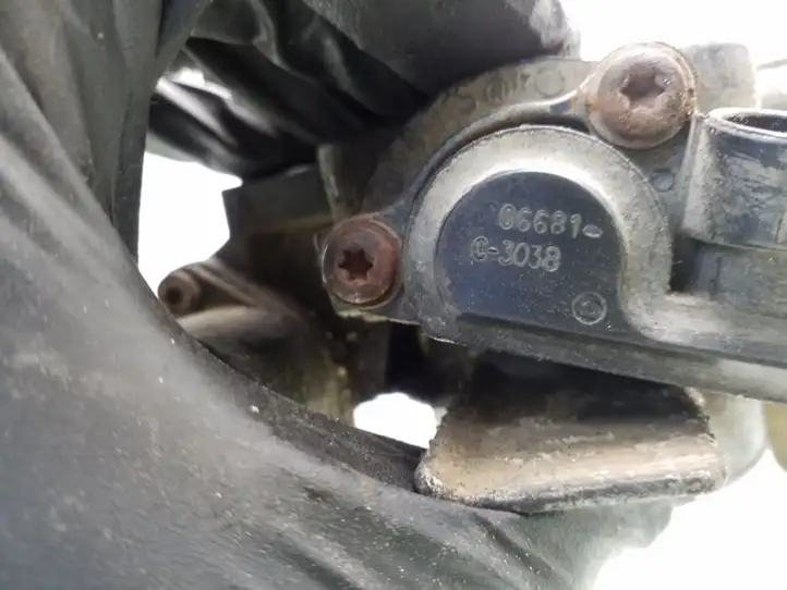 Opel Astra G (1998 - 2004) 90529710 Дроссельная заслонка — фото 4