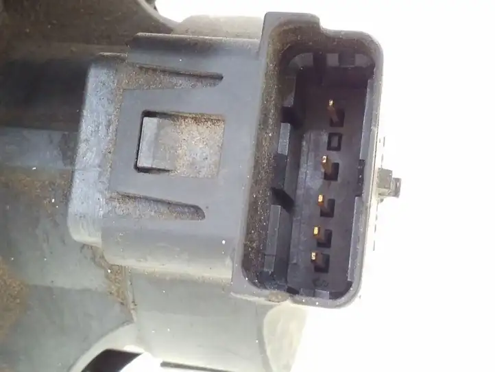 Ford Focus (2005 - 2008) 9655971880 Дроссельная заслонка — фото 3