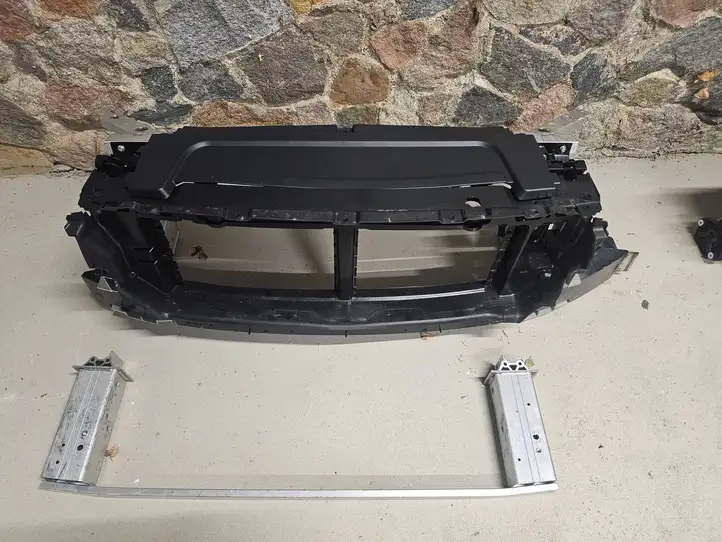 Volvo XC90 (2019 - ) 32216617 Амортизатор переднего бампера — фото 1