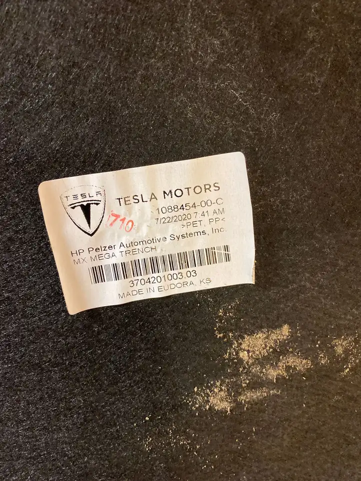 Tesla Model X (2015 - 2021) 108845400C Прочие детали салона — фото 5