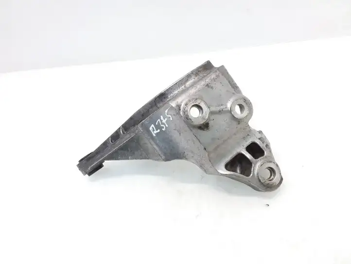 Audi A8 S8 D4 4H (2010 - 2014) 059145167AM Кронштейн топливного насоса — фото 2