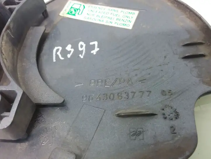 Peugeot 307 CC (2001 - 2005) 9643083777 Крышка топливного бака — фото 3