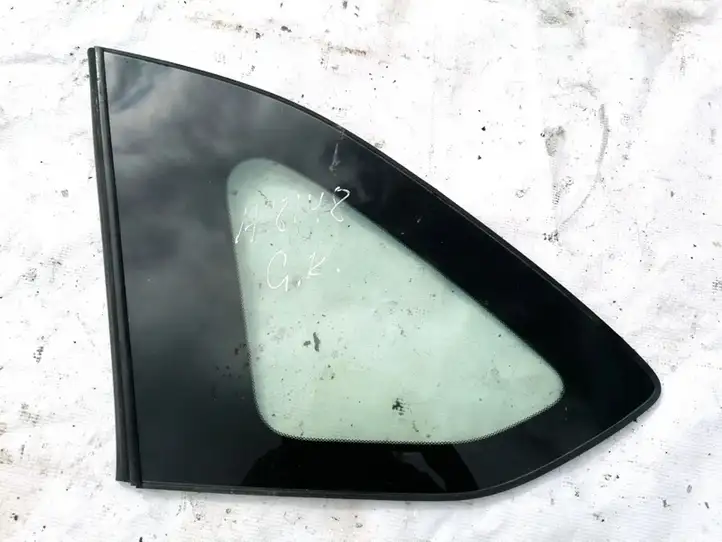Honda FR-V (2004 - 2009) Заднее боковое стекло — фото 2
