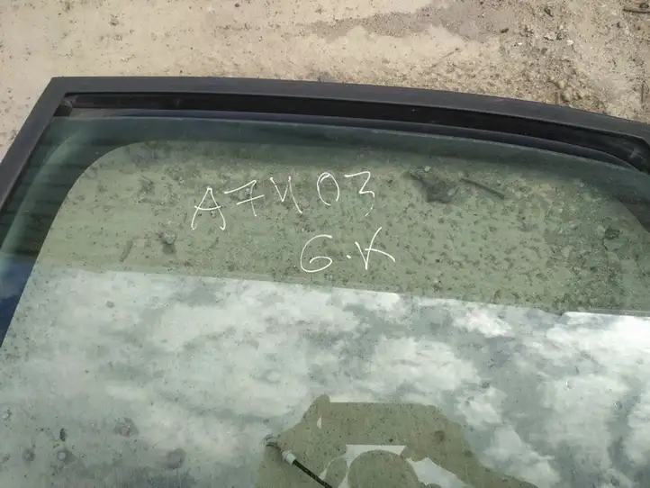 Audi A4 S4 B6 8E 8H (2000 - 2006) Стекло задней двери — фото 2
