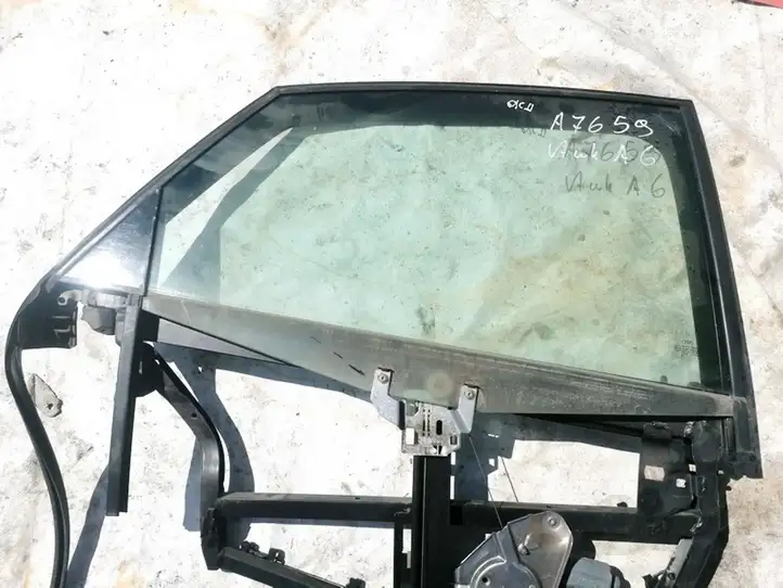 Audi A6 S6 C5 4B (1997 - 2001) Стекло задней двери — фото 1