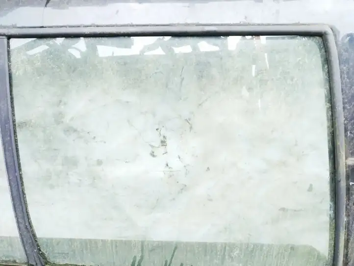 Volkswagen Bora (1998 - 2005) Стекло задней двери — фото 1