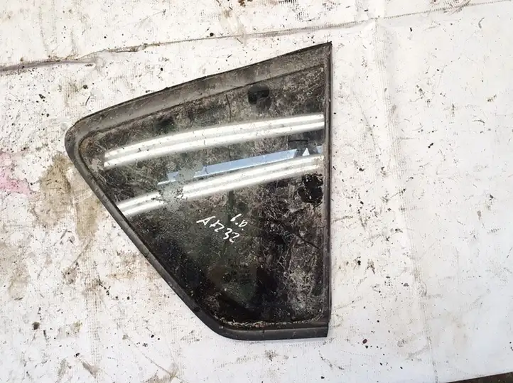 Toyota Corolla Verso AR10 (2004 - 2009) Заднее боковое стекло — фото 3