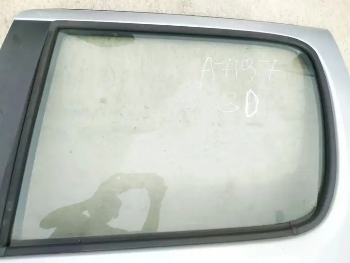 Toyota Yaris Verso (1999 - 2005) Стекло задней двери — фото 2