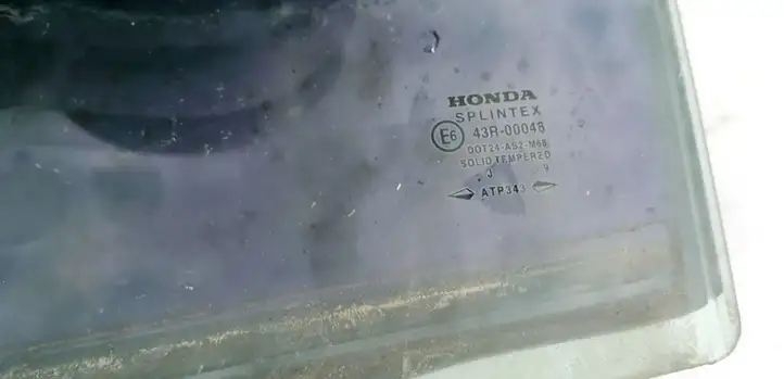 Honda Accord (1999 - 2002) Стекло задней двери — фото 2