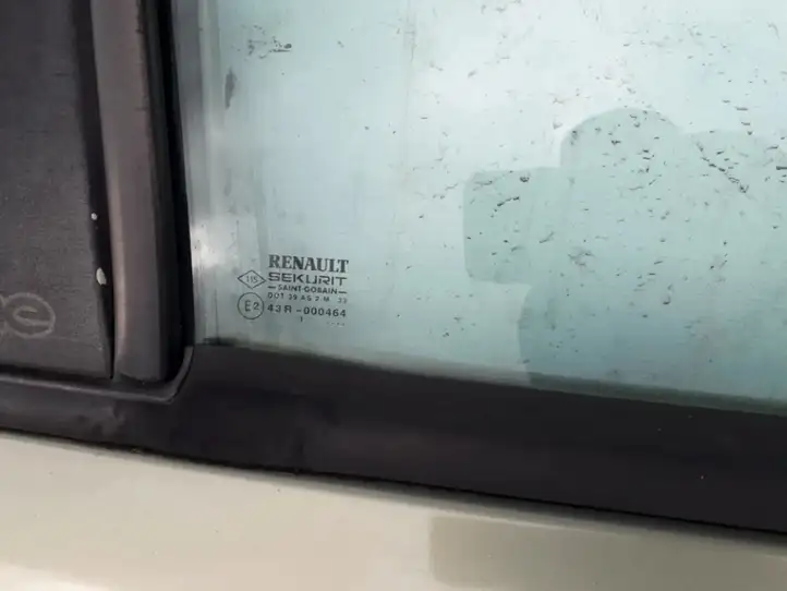 Renault Scenic I (1996 - 2003) Стекло задней двери — фото 2