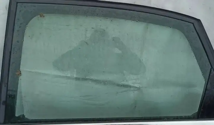 Audi A4 S4 B6 8E 8H (2000 - 2006) Pilka Стекло задней двери — фото 1