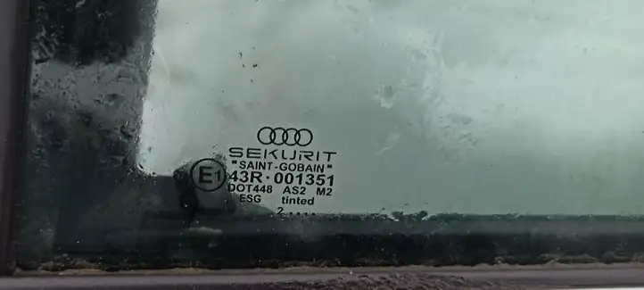 Audi A4 S4 B6 8E 8H (2000 - 2006) Pilka Стекло задней двери — фото 2