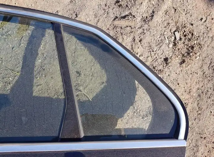 Volkswagen Jetta V (2005 - 2010) Форточка двери — фото 1