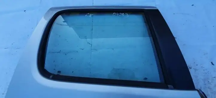 Toyota Yaris Verso (1999 - 2005) Стекло задней двери — фото 1
