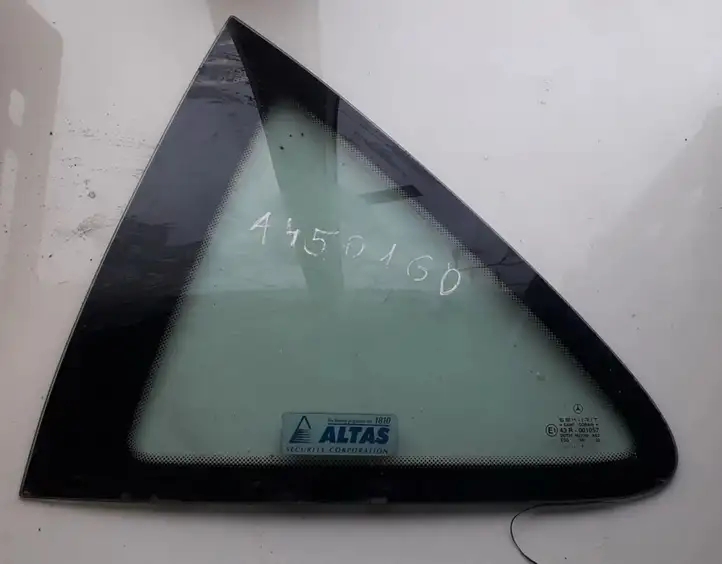 Mercedes-Benz A W168 (1997 - 2004) Заднее боковое стекло — фото 1
