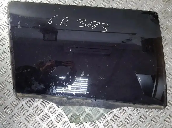 Mazda 6. (2002 - 2005)   Основное стекло задних дверей