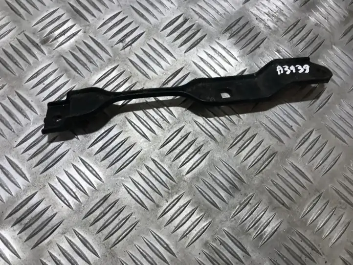 Nissan Micra (2003 - 2007) Держатель аккумулятора — фото 1