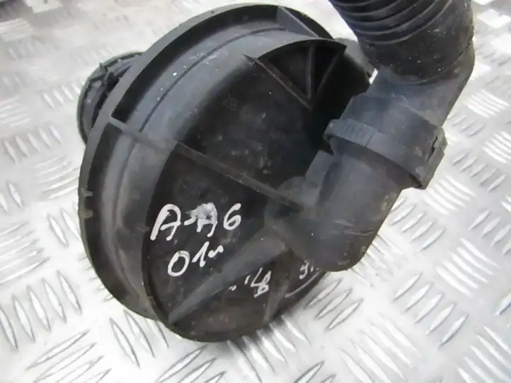 Audi A6 S6 C5 4B (1997 - 2001) 8d0906613b Насос вторичного воздуха — фото 1