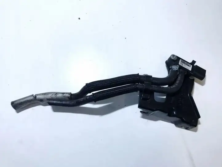 Seat Leon (1P) (2005 - 2012) 076906051b Датчик давления выхлопных газов — фото 1
