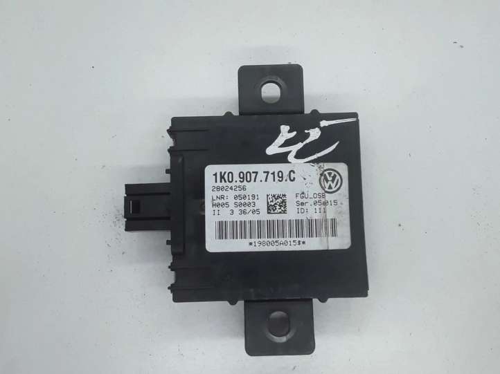 1K0907719C Audi A3 S3 8P Signalizacijos valdymo blokas