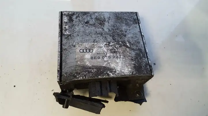 Audi A4 S4 B6 8E 8H (2000 - 2006) 8e9035223 Усилитель звука — фото 1