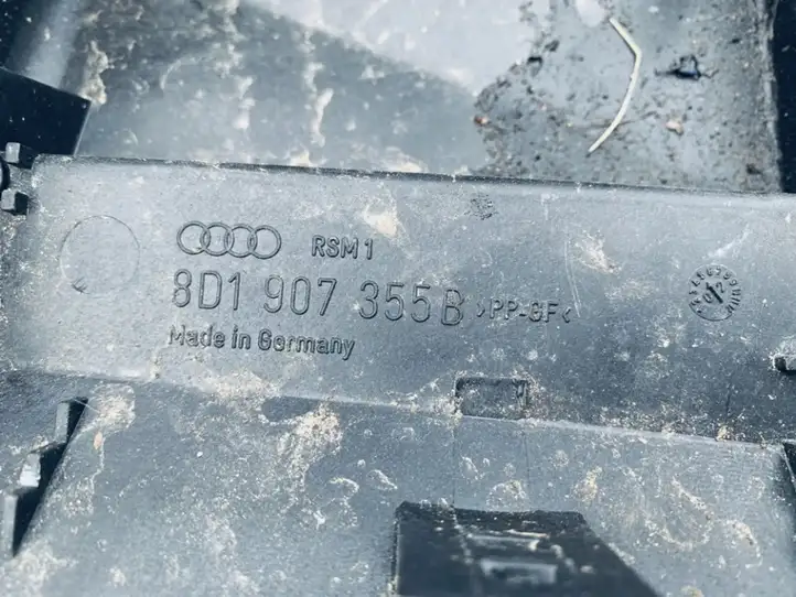 Audi A6 S6 C5 4B (2001 - 2004) 8d1907355b Прочие внешние детали — фото 3